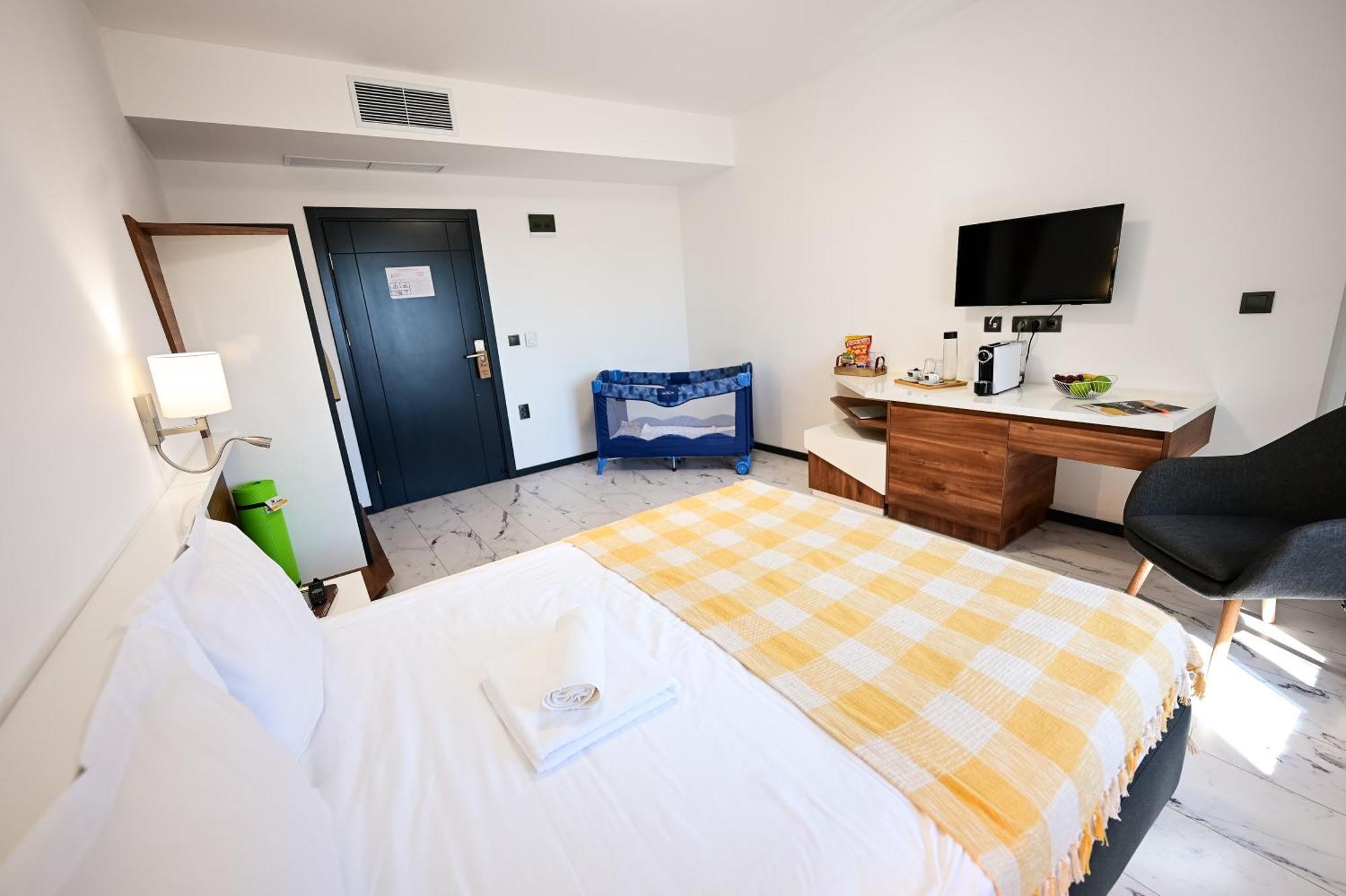 Rubo Hotel Шумен Екстер'єр фото